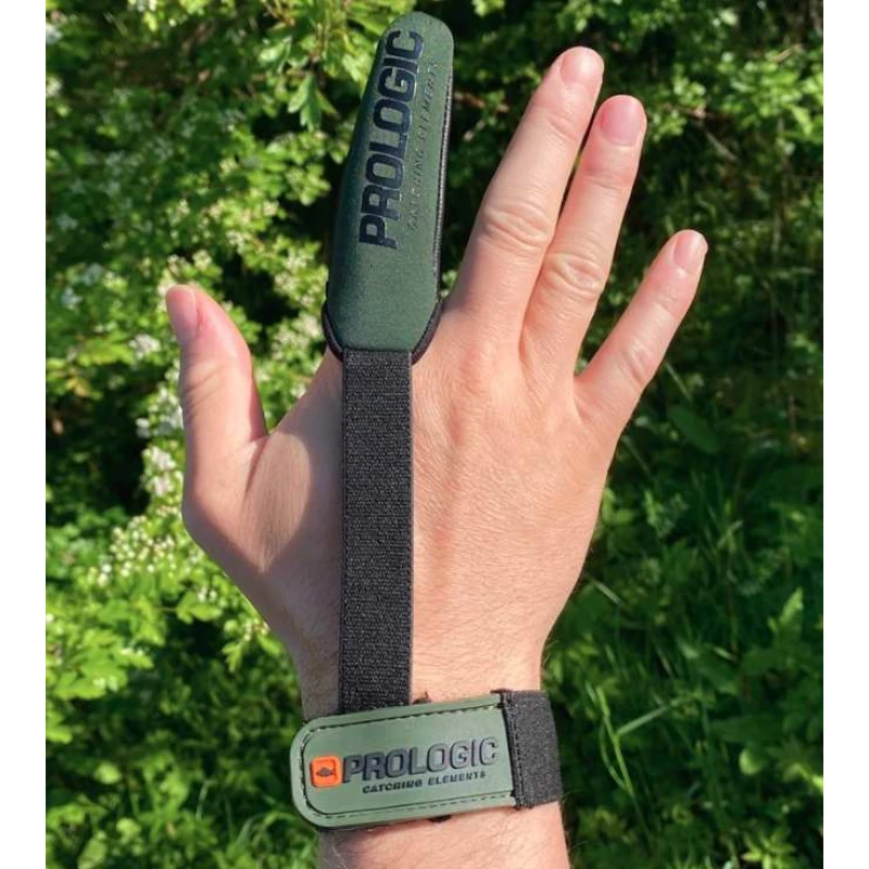 prologic-neoprenska-zastitna-rukavica-1-800x800